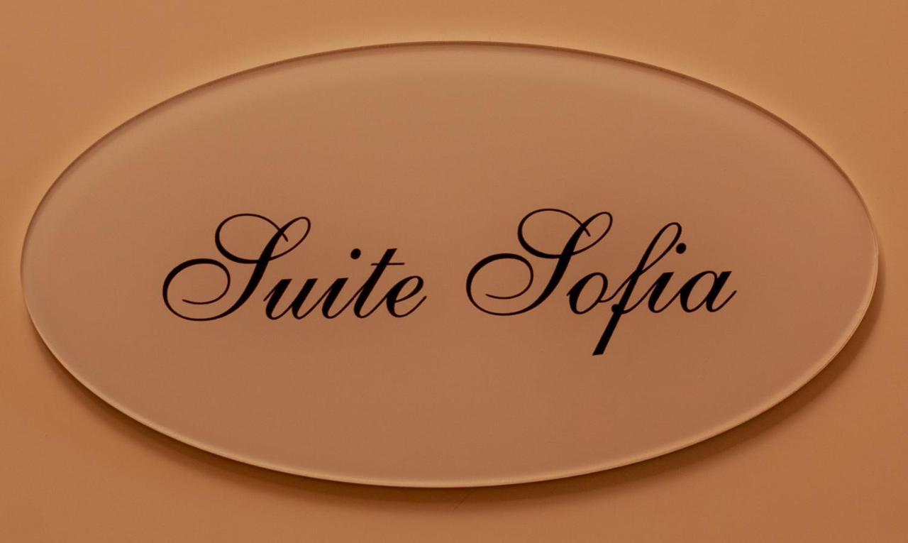 Domus Suites Verona Luaran gambar