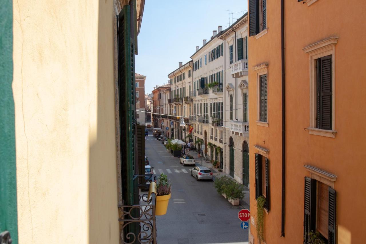 Domus Suites Verona Luaran gambar