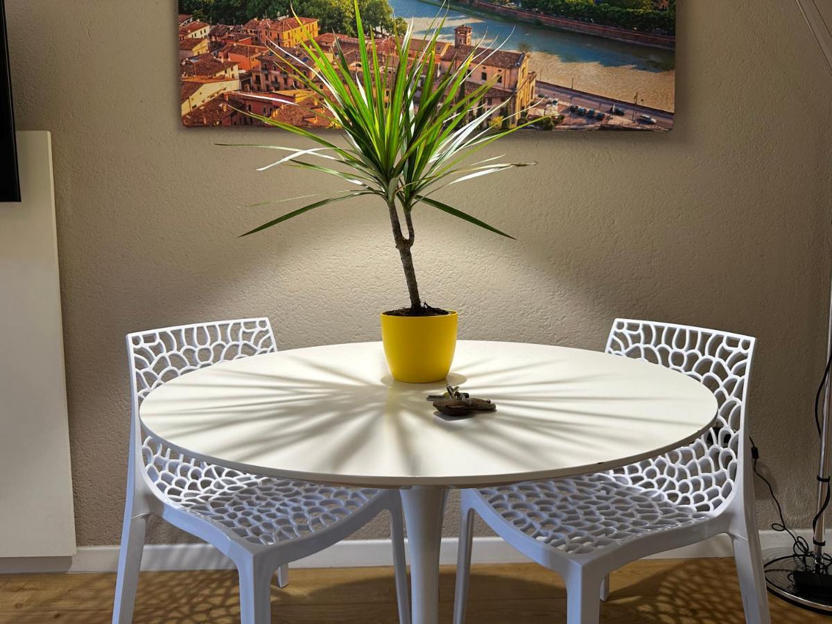 Domus Suites Verona Luaran gambar