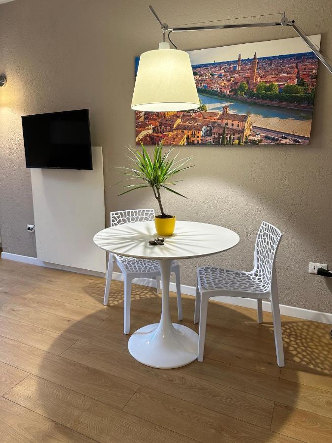 Domus Suites Verona Luaran gambar